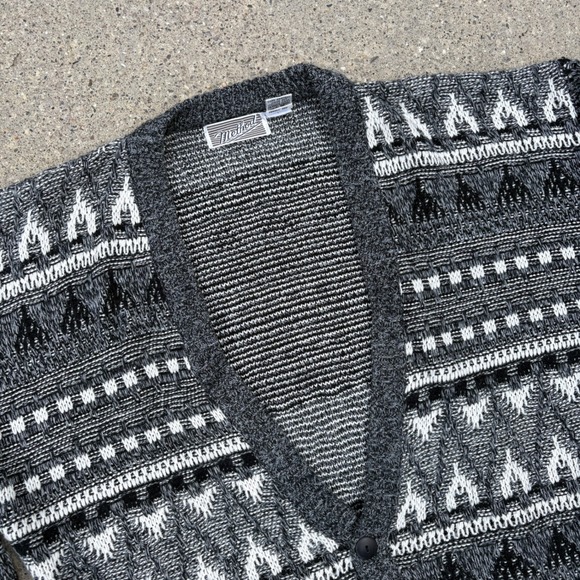 Method Other - Method Sweater‎ Knit Cardigan Gray White Patterned Long Sleeve Large Vintage